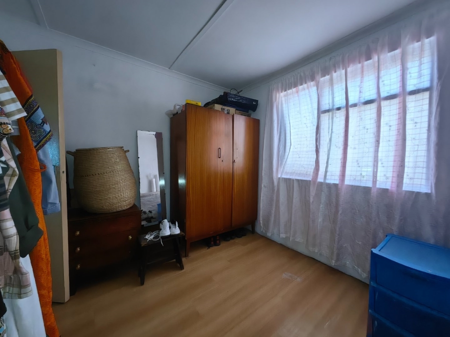 6 Bedroom Property for Sale in Roosendal Western Cape